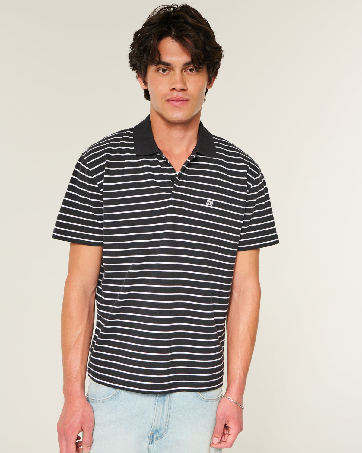 #color_black-stripe