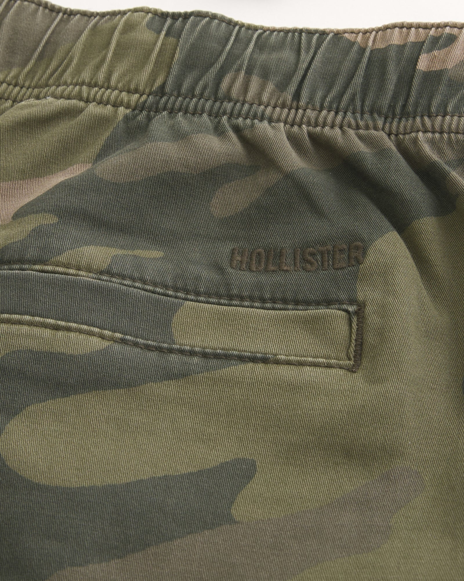 Hollister Loose Twill Cargo Joggers