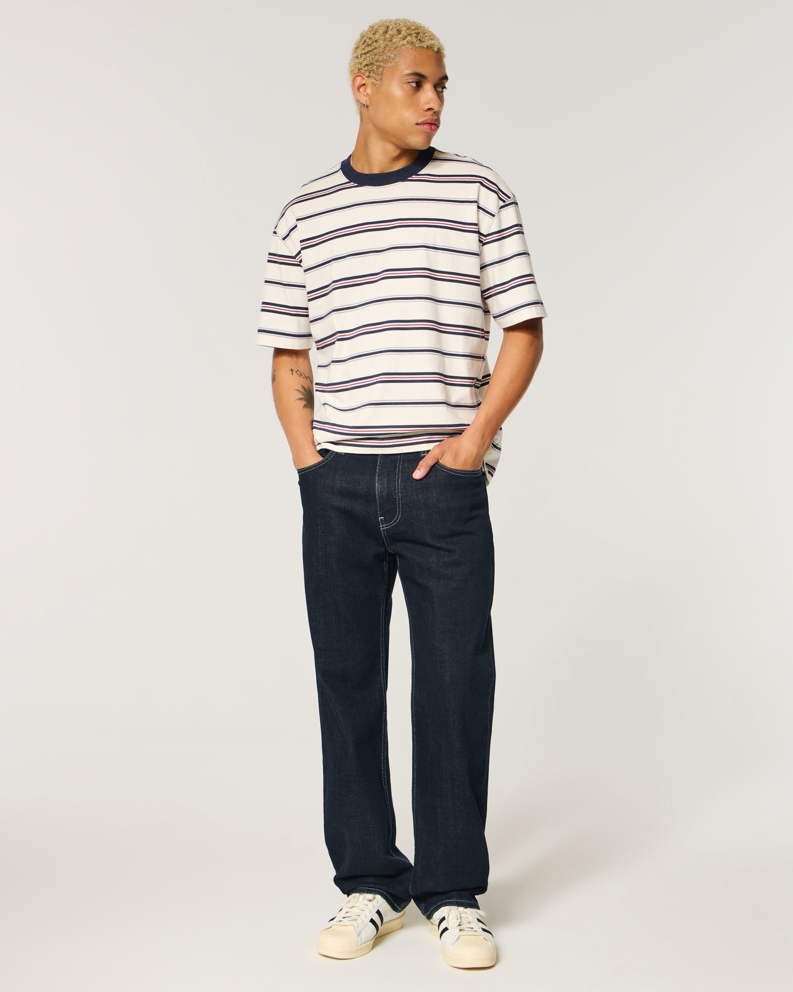 Hollister Relaxed Straight Jeans