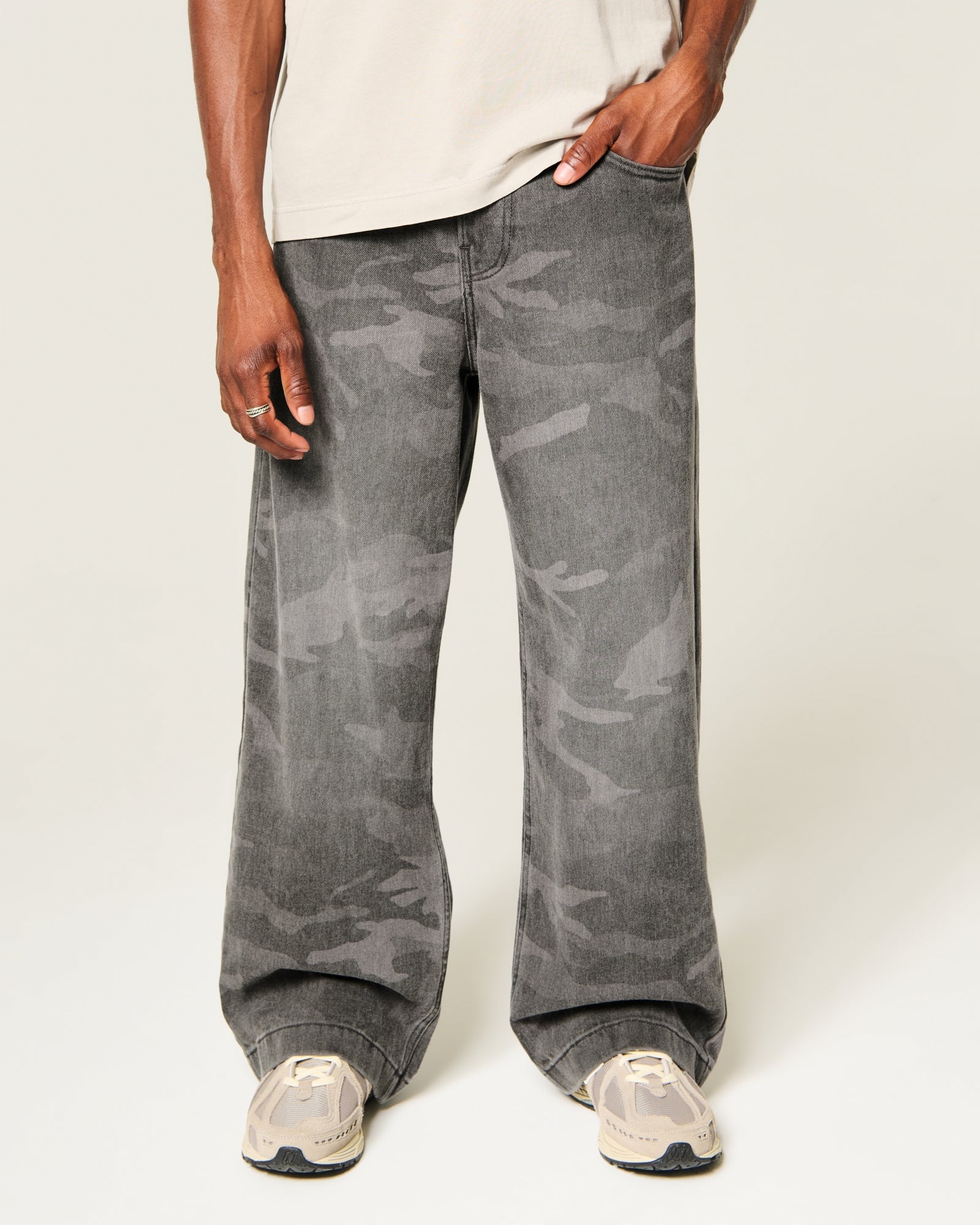 Hollister Camo Super Baggy Jeans
