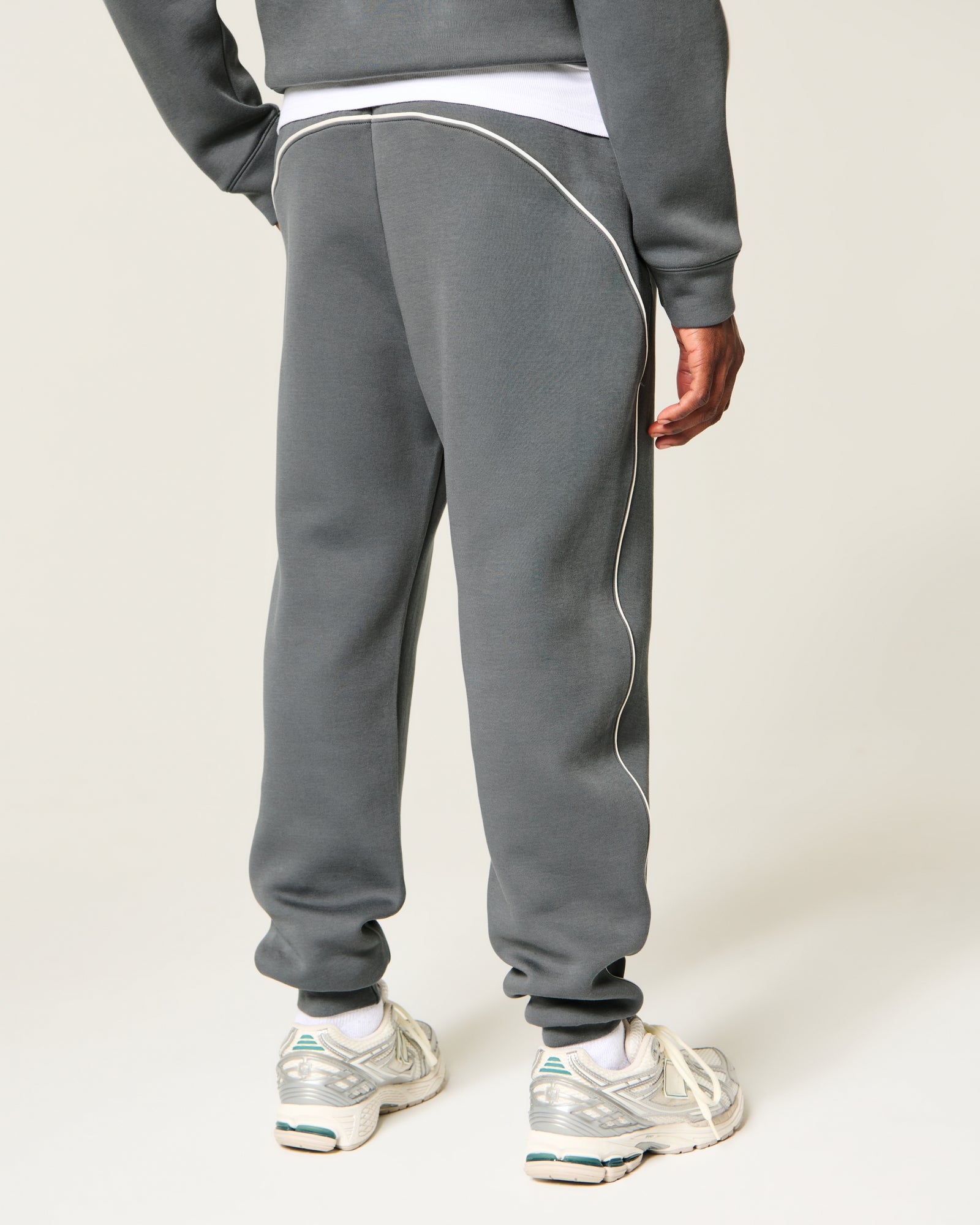 Hollister Everyday Cooling Fleece Joggers