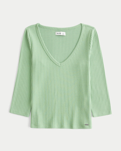 Hollister Textural Three-Quarter Sleeve V-Neck Top