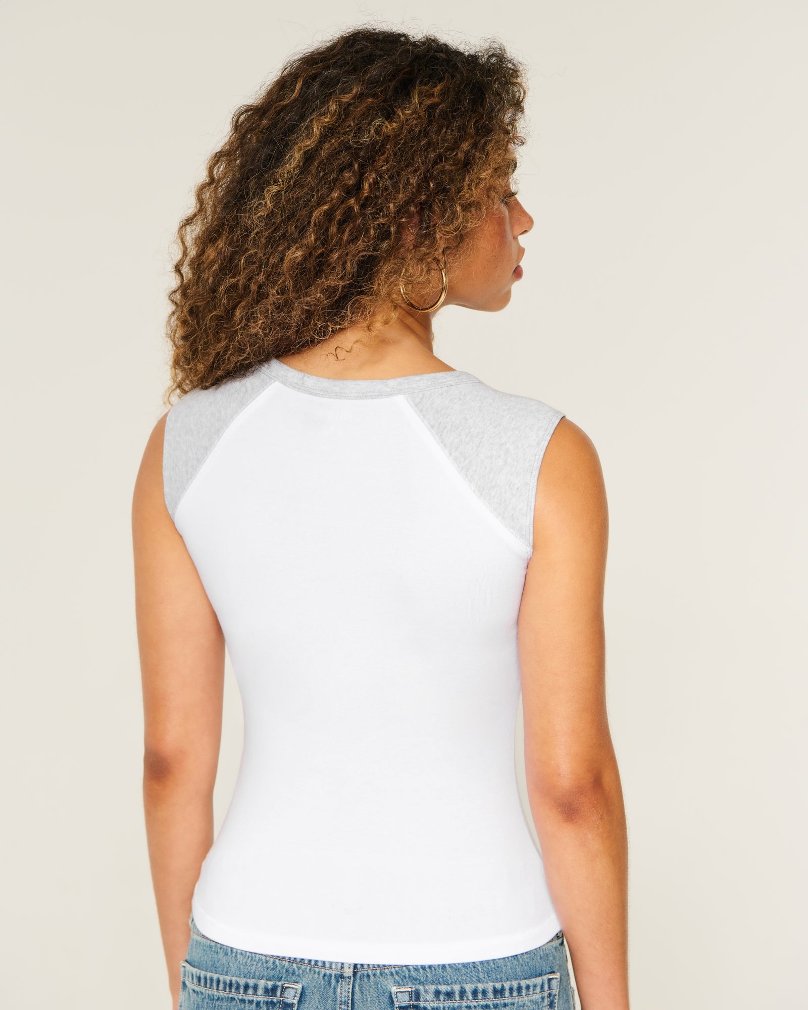 Hollister High-Neck Raglan Tank