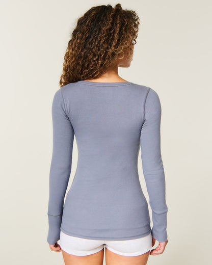Hollister Icon Henley