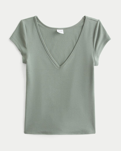 Hollister Must-Have Basic Reversible V-Neck / Slash-Neck T-Shirt
