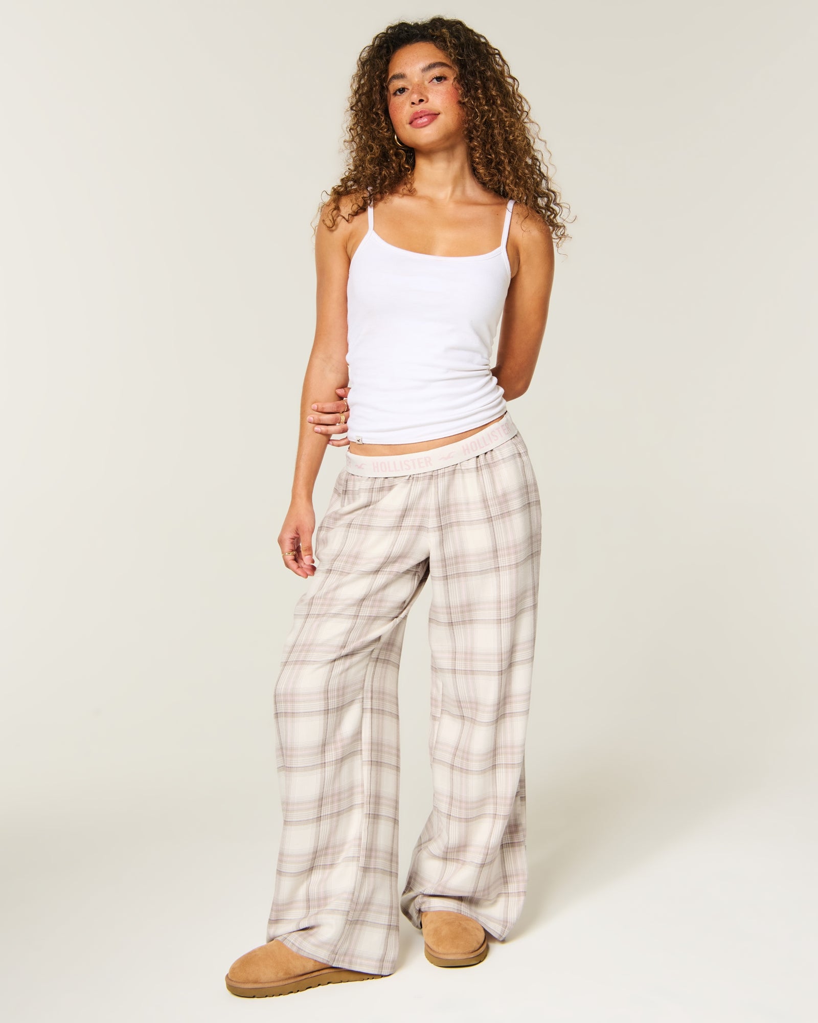Hollister Low-Rise Logo Waist Flannel Pants