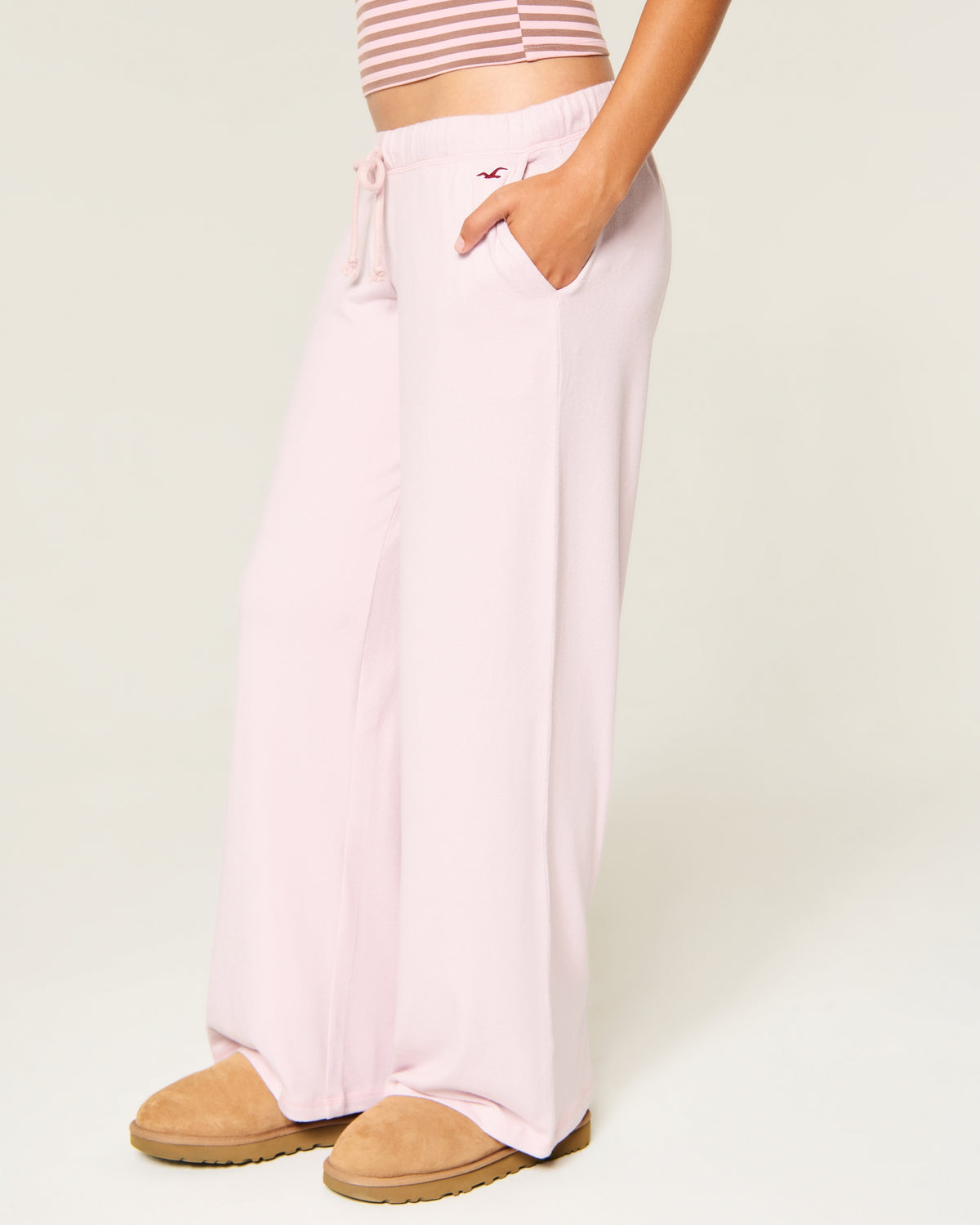 Hollister Cozy Wide-Leg Pants