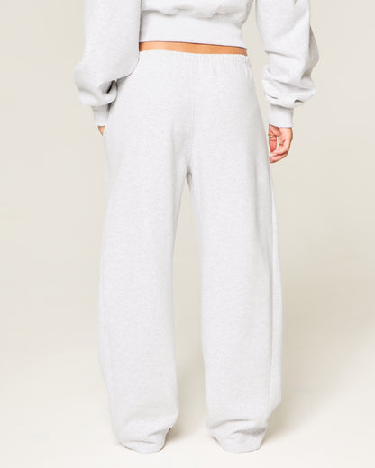 Hollister Hollister Feel Good Low-Rise Barrel Sweatpants