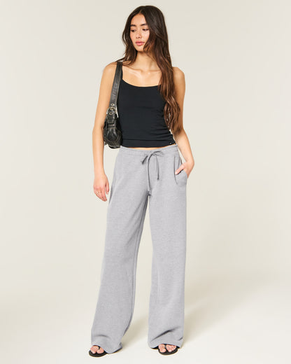 Hollister Hollister Feel Good Low-Rise Baggy Sweatpants