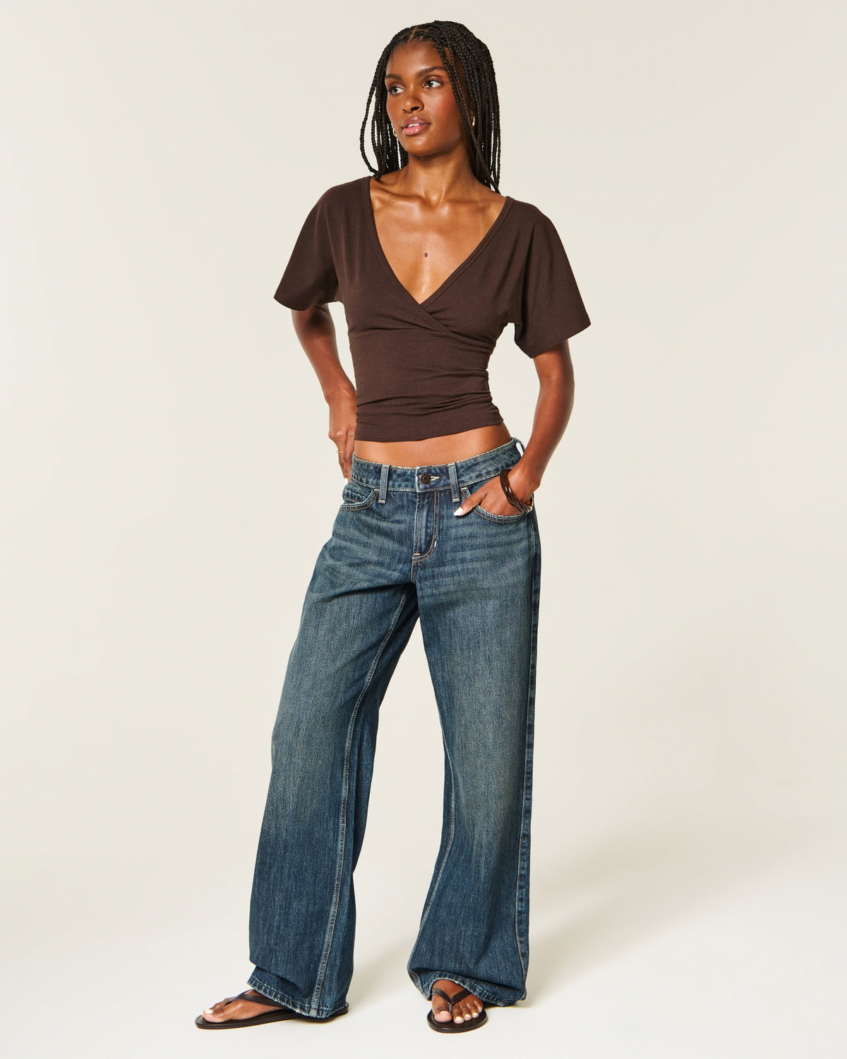 Hollister Low-Rise Baggy Jeans