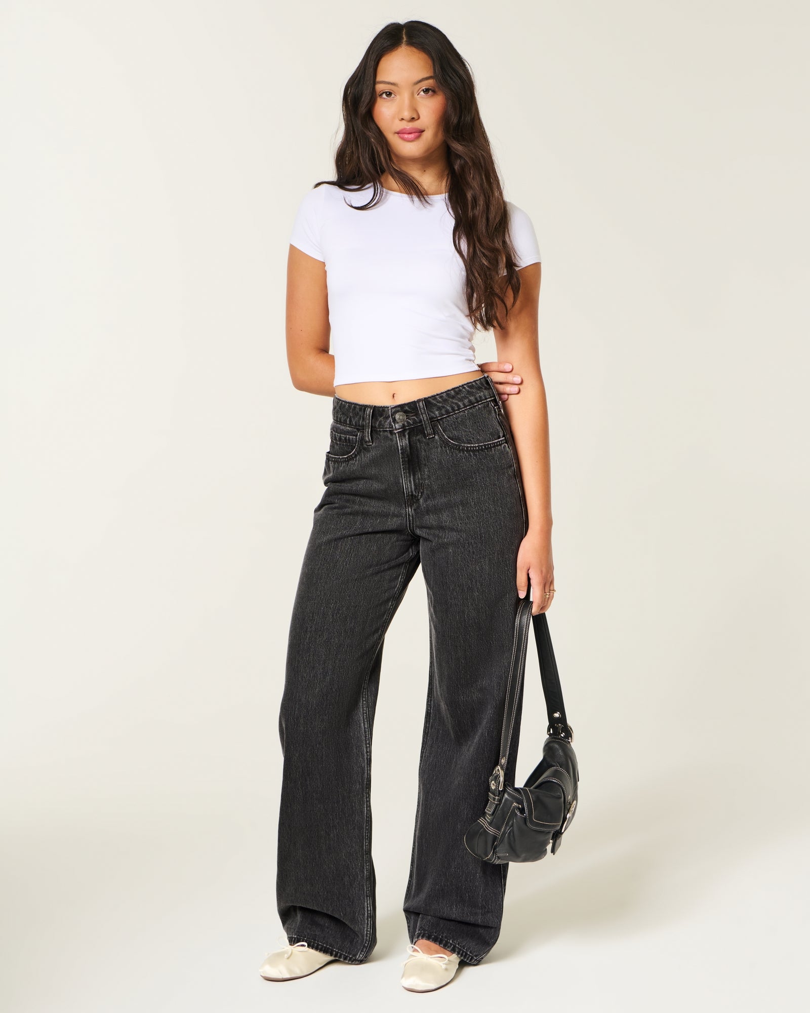 Hollister High-Rise Baggy Jeans