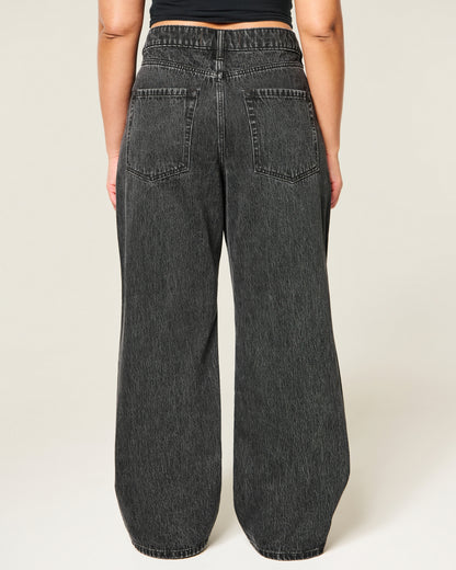 Hollister Curvy High-Rise Baggy Jeans