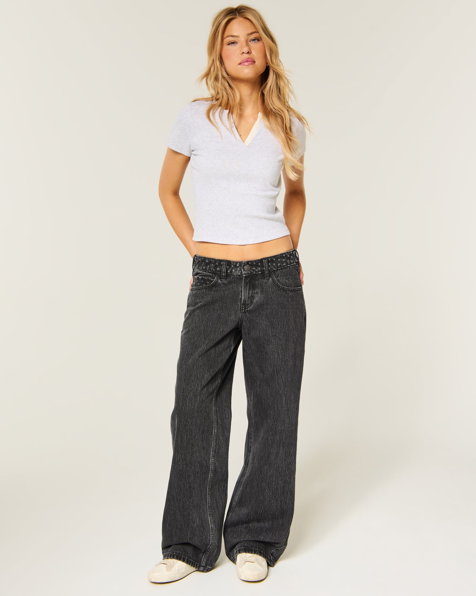 Hollister Hollister Andi Adjustable Waist Low-Rise Baggy Jeans