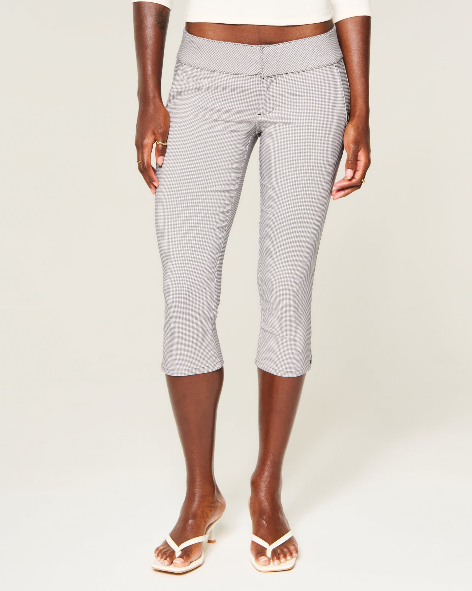 Hollister Low-Rise Menswear Capri Pants