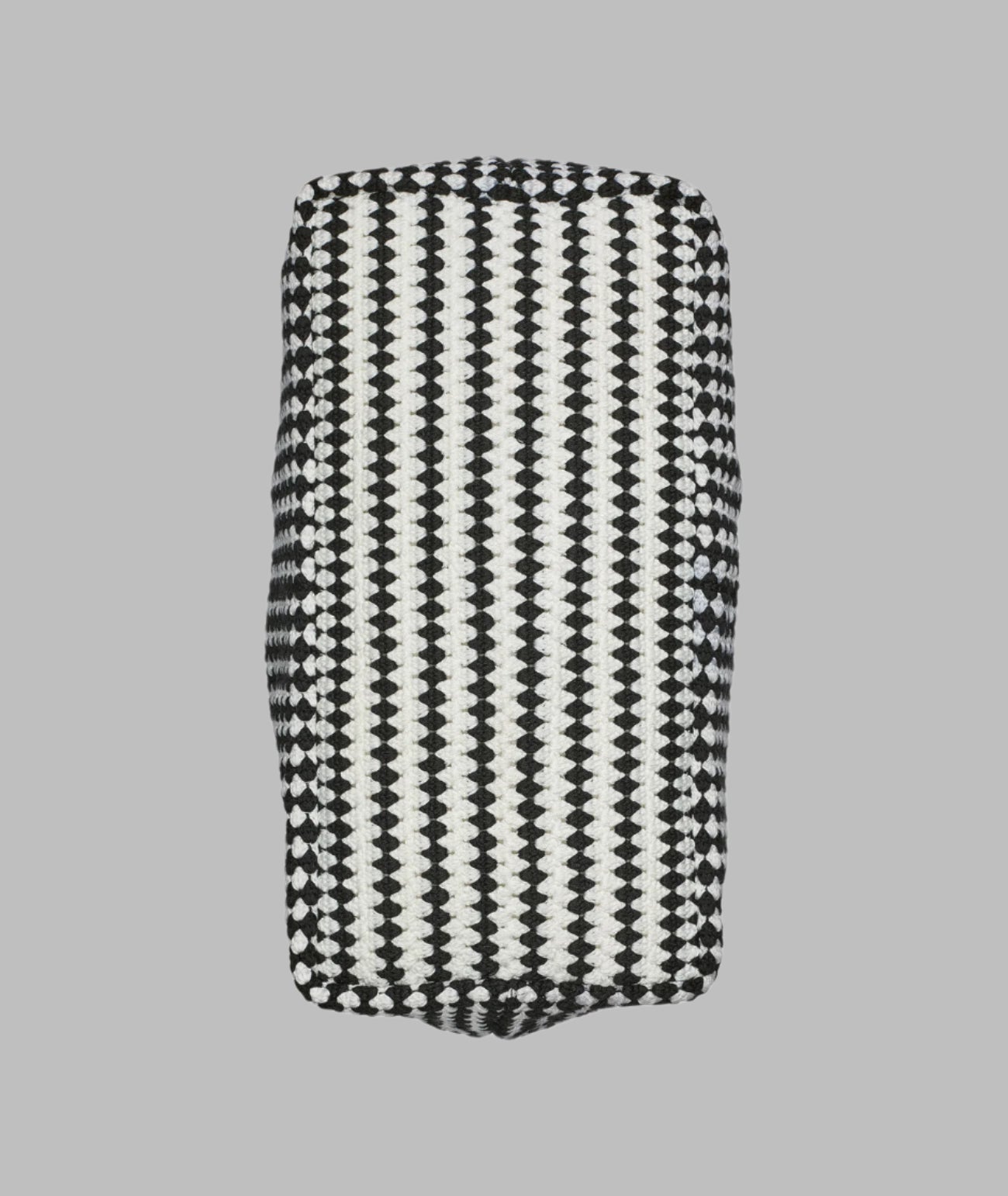 KarlLagerfeld Henriette crochet tote black/white