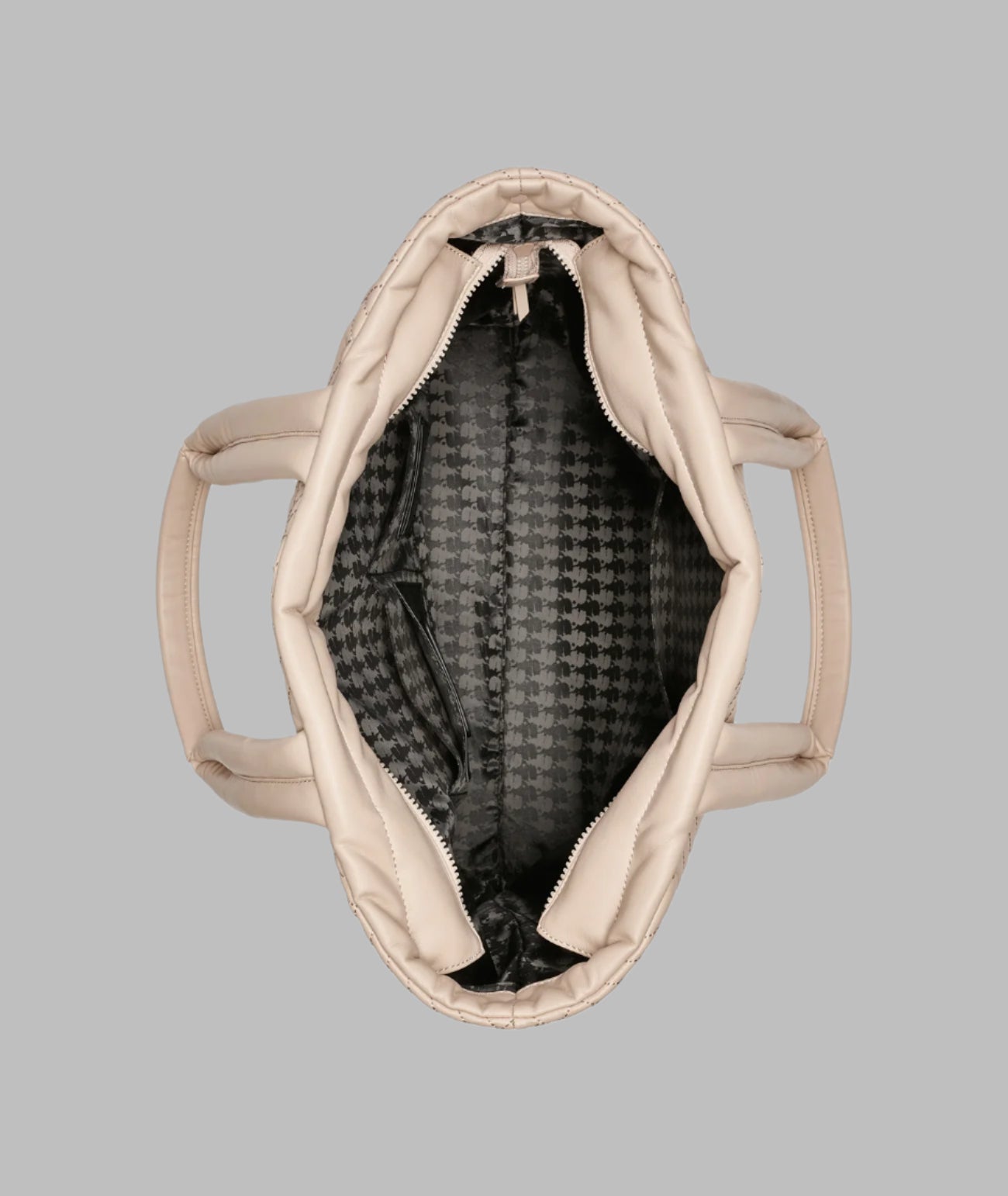 KarlLagerfeld Voyage tote shell