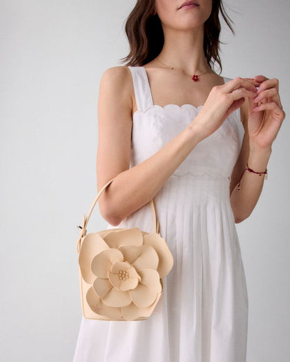 KateSpade Flora Bucket Bag Crisp Peach
