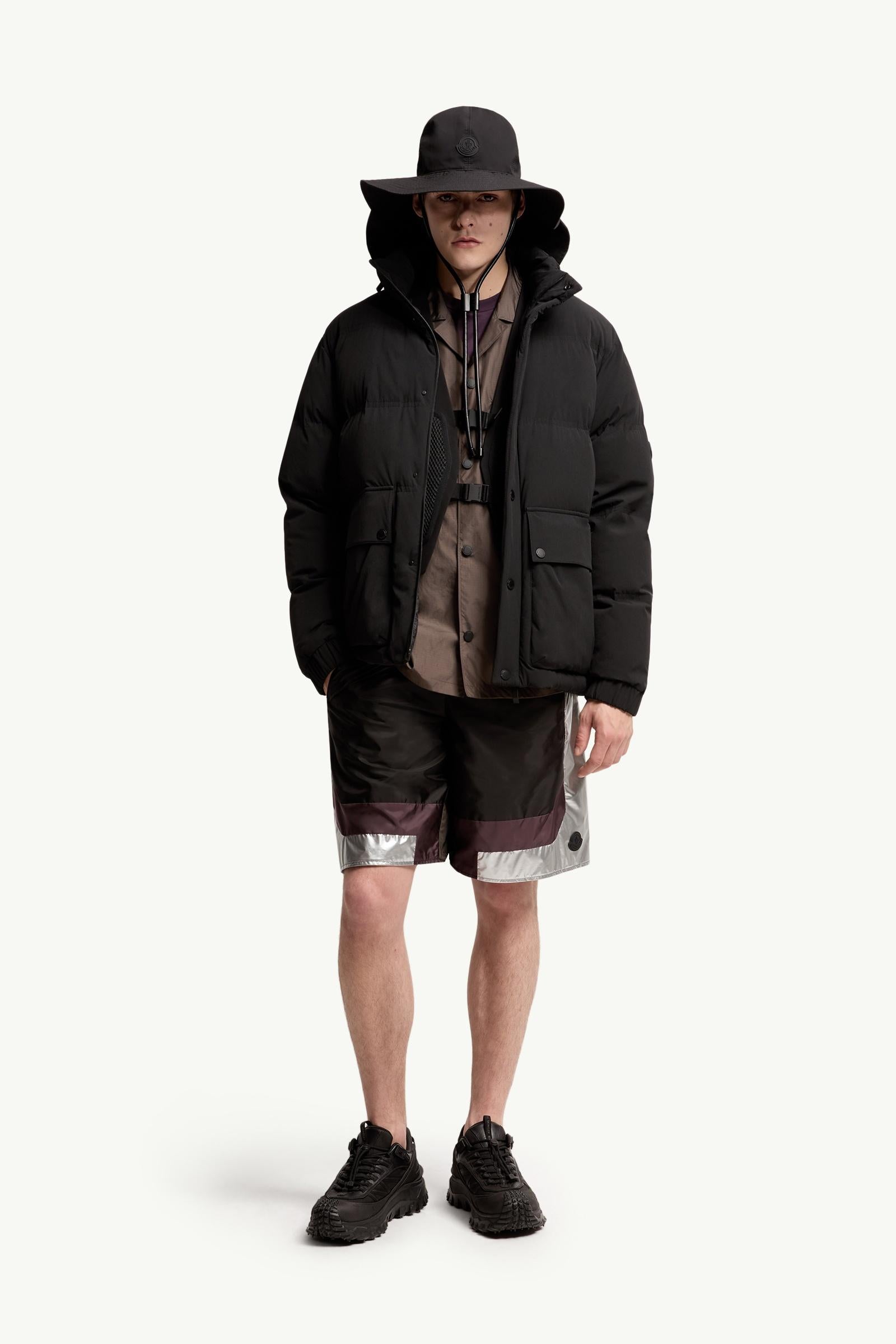 Moncler Geometric Pattern Shorts Silver Silver