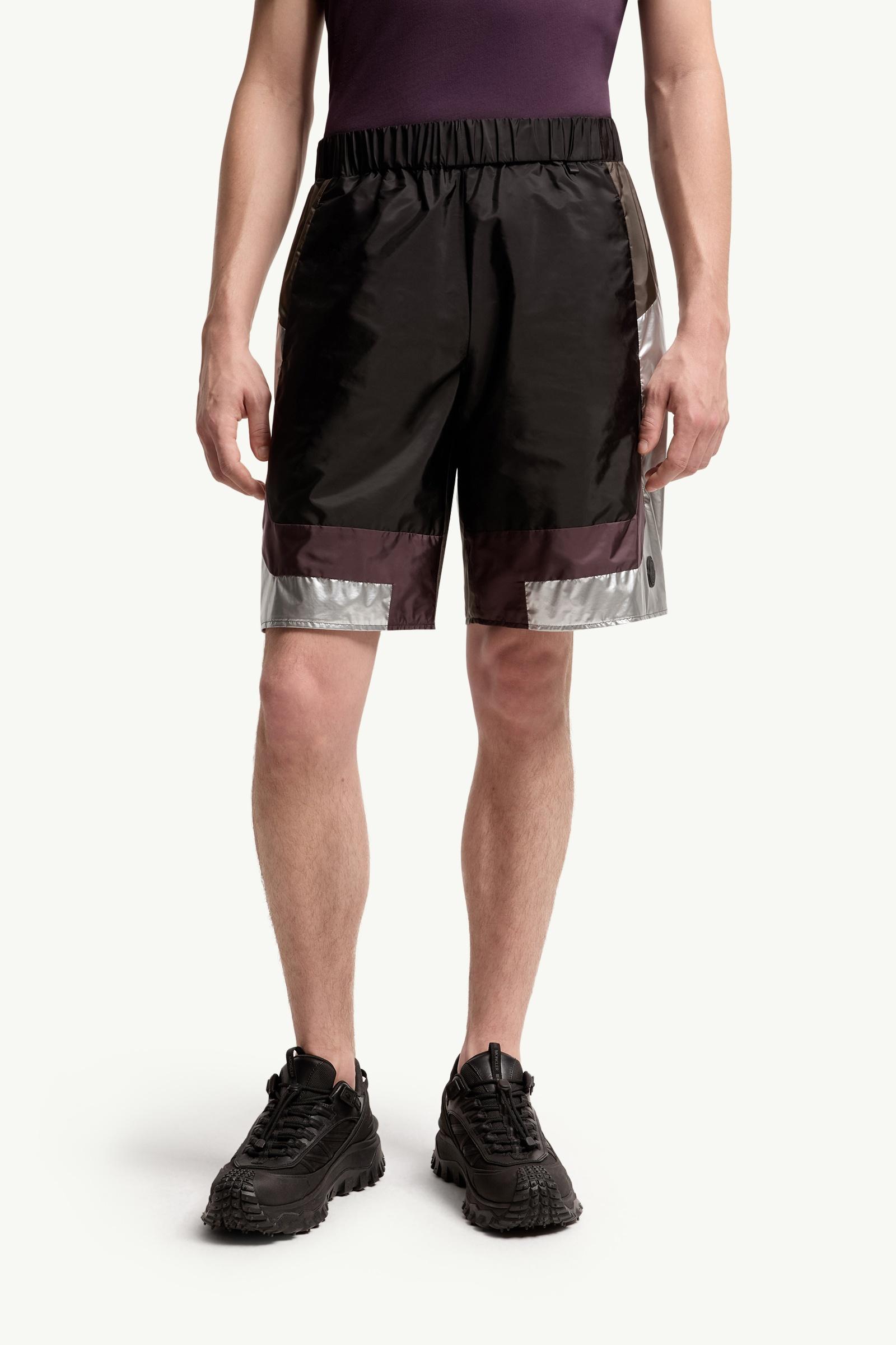 Moncler Geometric Pattern Shorts Silver Silver