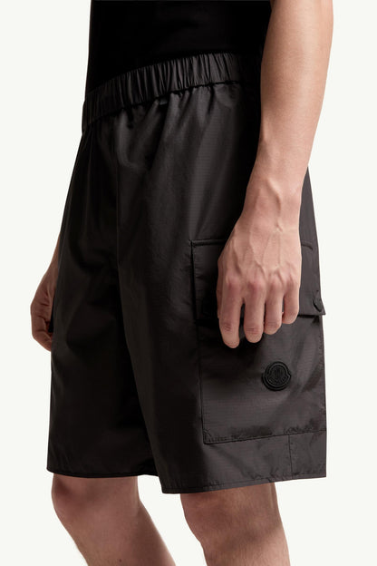 Moncler Cargo Shorts Black Black