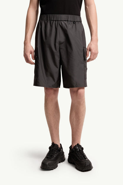 Moncler Cargo Shorts Black Black