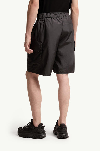 Moncler Cargo Shorts Black Black