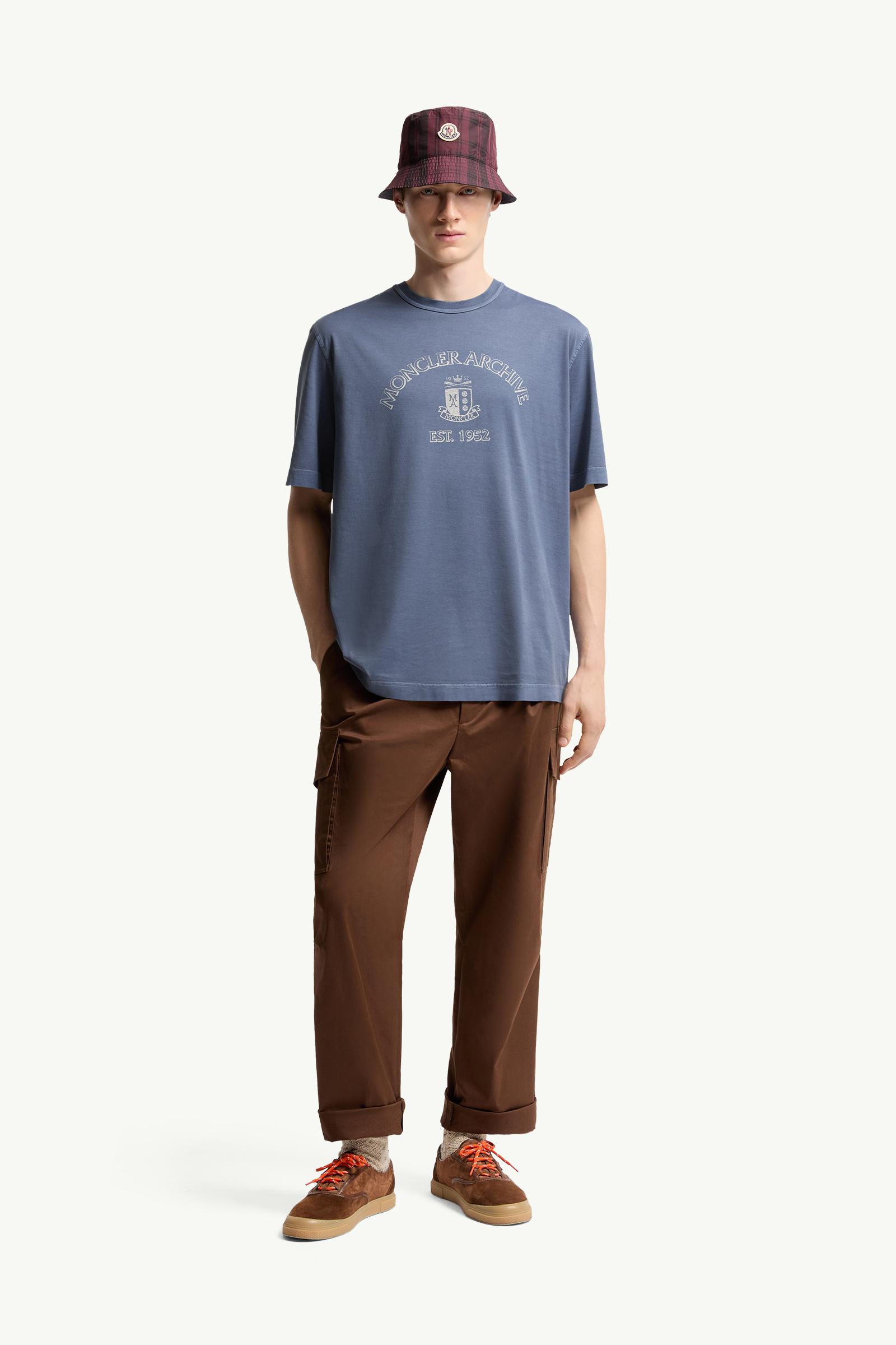 Moncler Logo Print Cotton T-Shirt Cobalt Blue Cobalt Blue