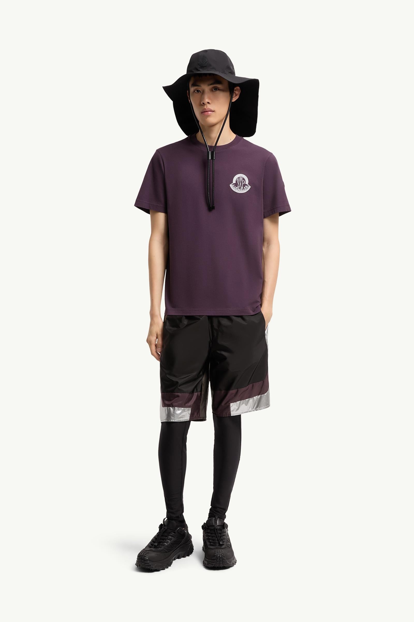 Moncler Logo Cotton Jersey T-Shirt Grape Red Grape Red