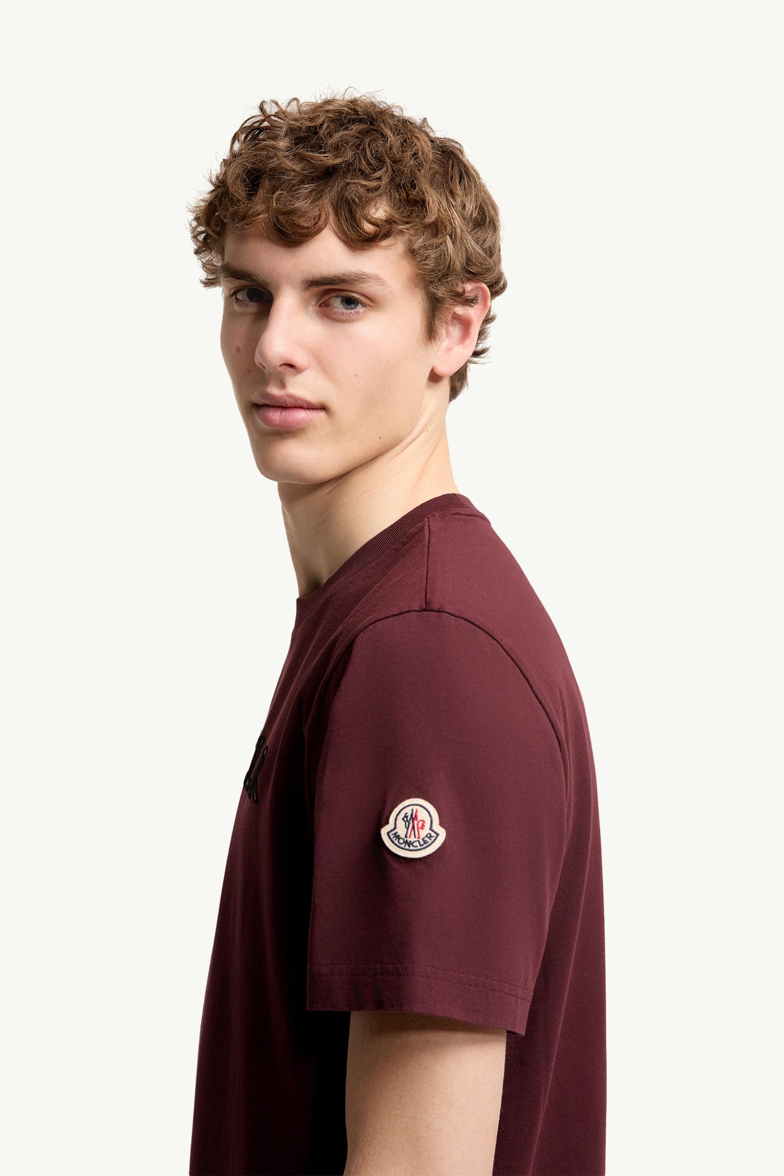 Moncler Logo Print Cotton T-Shirt Burgundy Burgundy