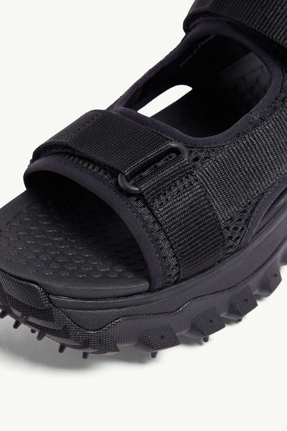 Moncler Trailgrip Vela Sandals Black