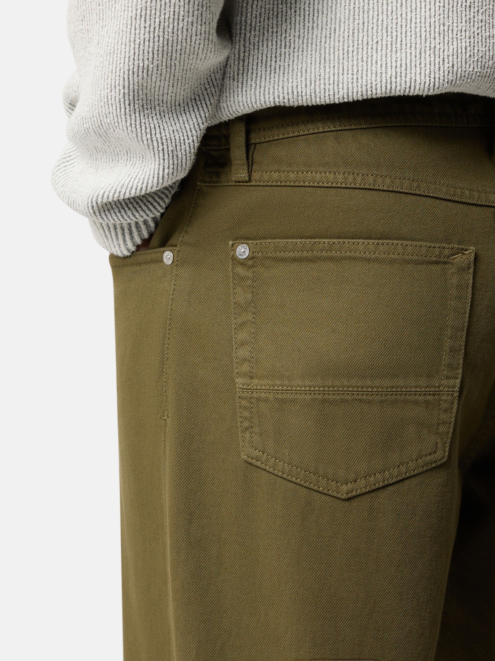 Stone Island Loose-Fit Five-Pocket Jeans J100006