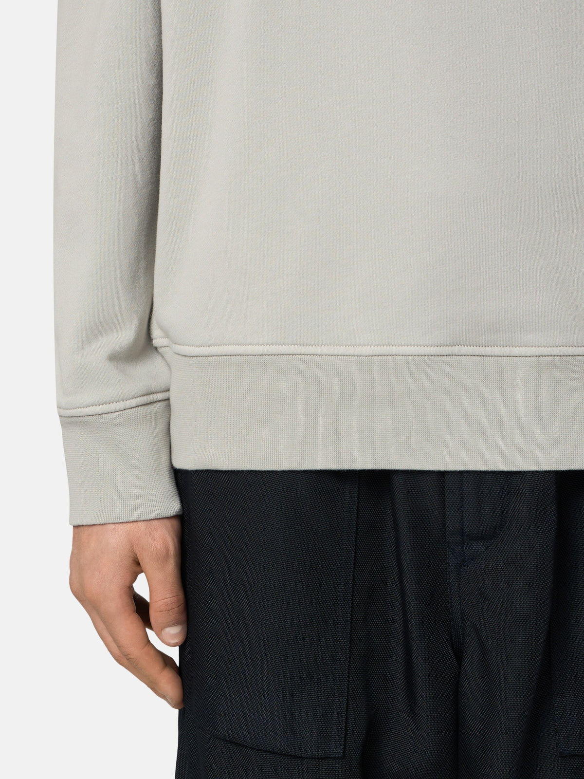 Stone Island Regular-Fit Crewneck Sweatshirt with Raglan Sleeves 6100060