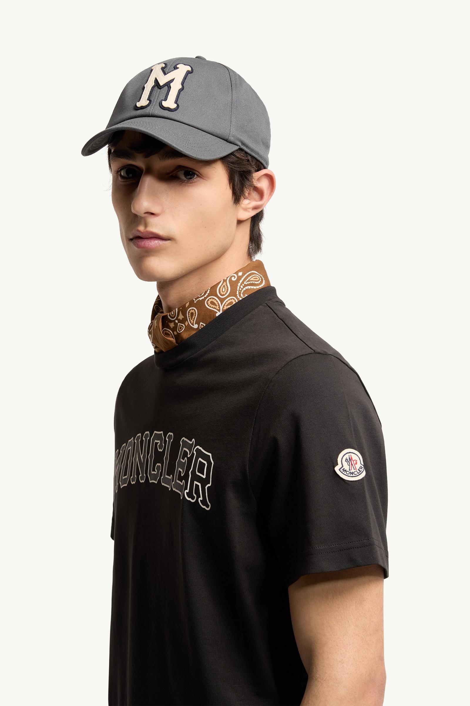 Moncler Logo Cotton T-Shirt Black Black