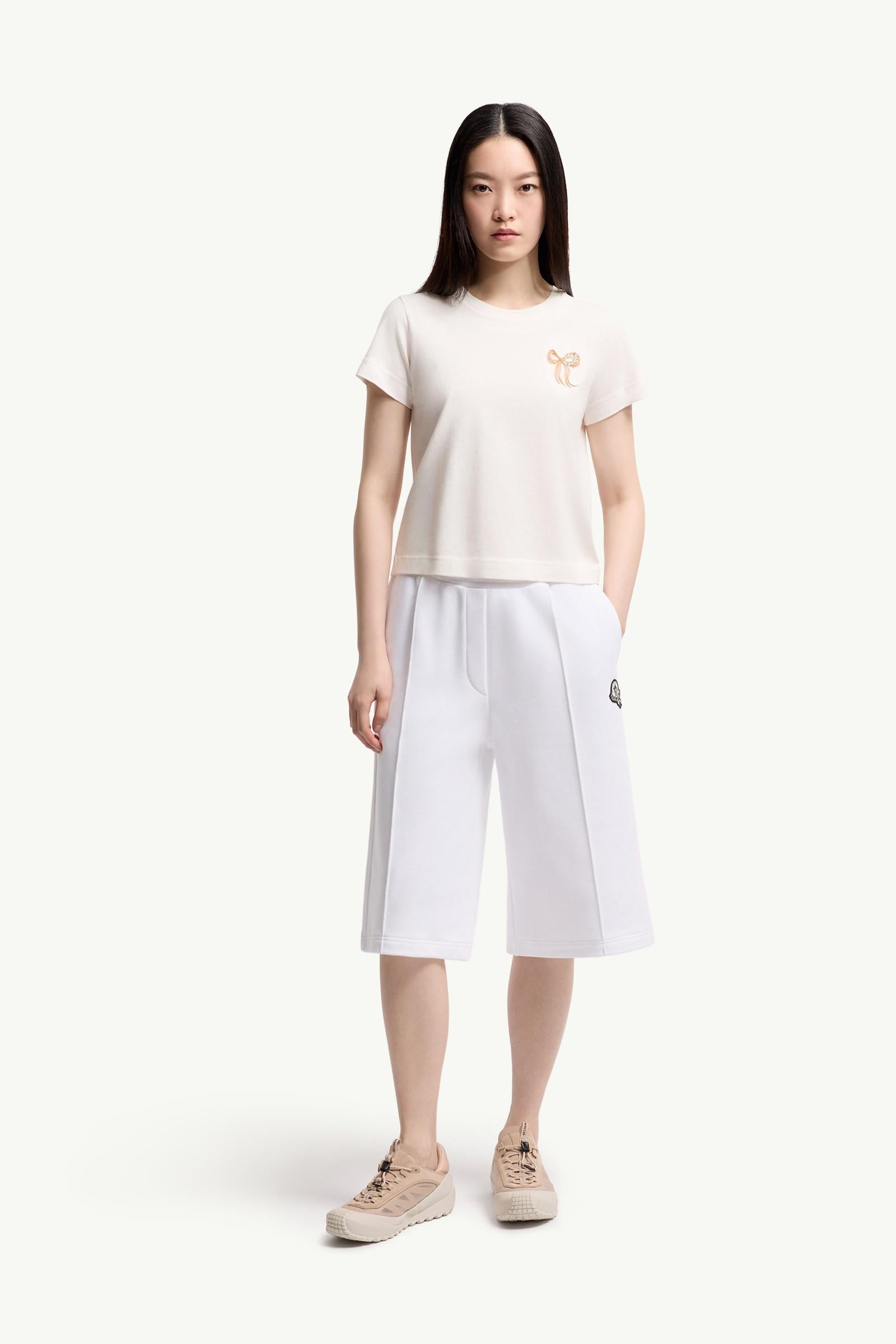 Moncler Embroidered Bow Cotton T-Shirt White White