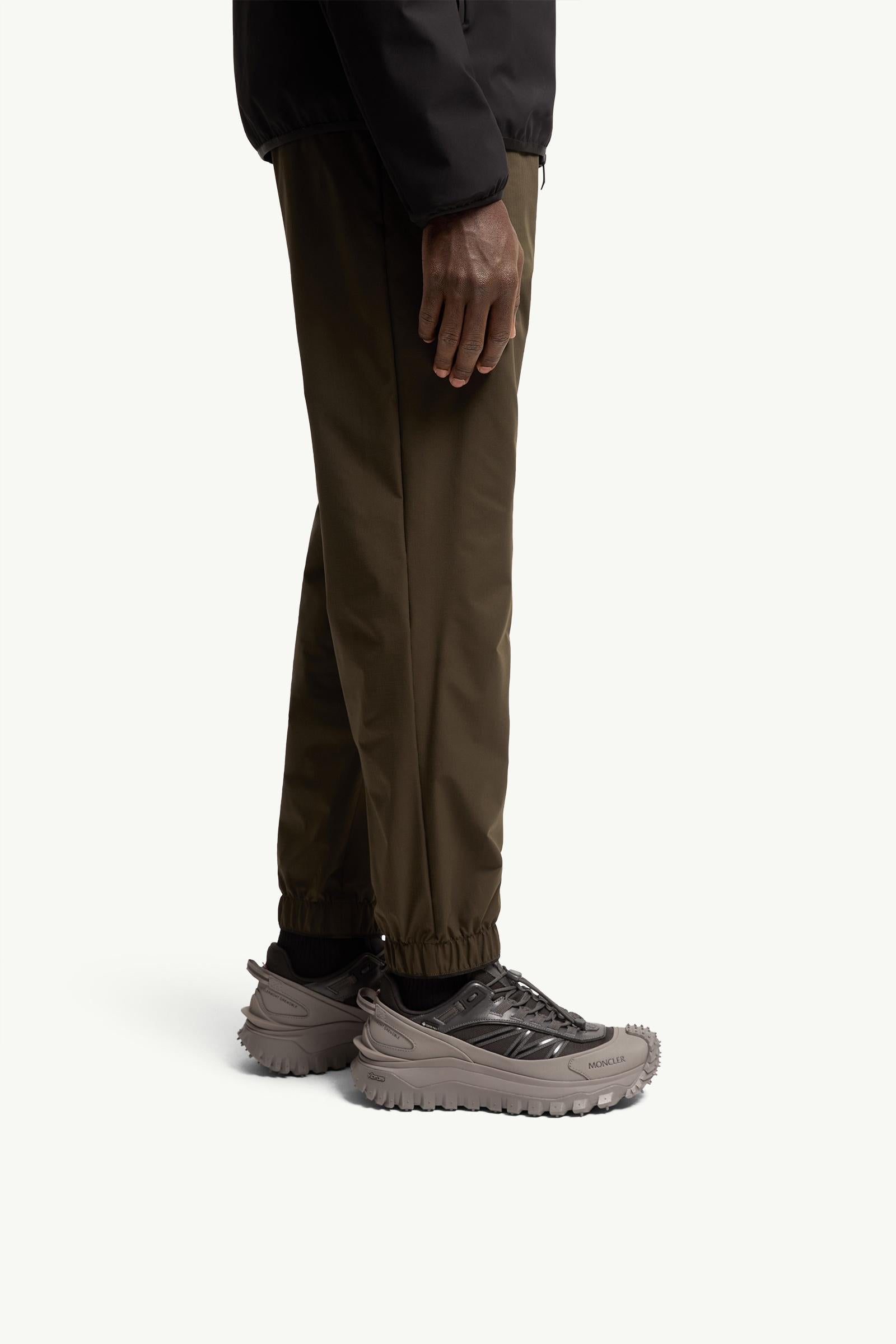 Moncler Trailgrip GTX Sneakers Black & Grey