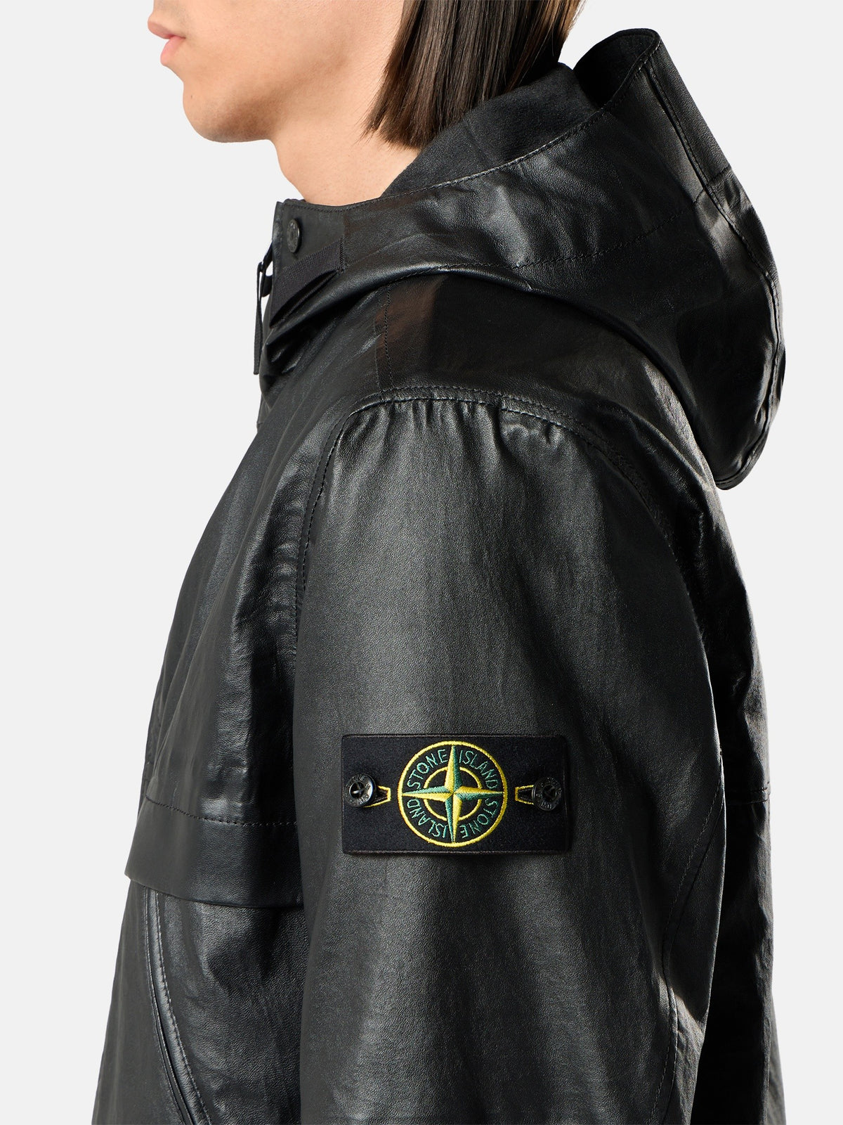 Stone Island Hooded Jacket with Concealed Zip Pockets 0100001