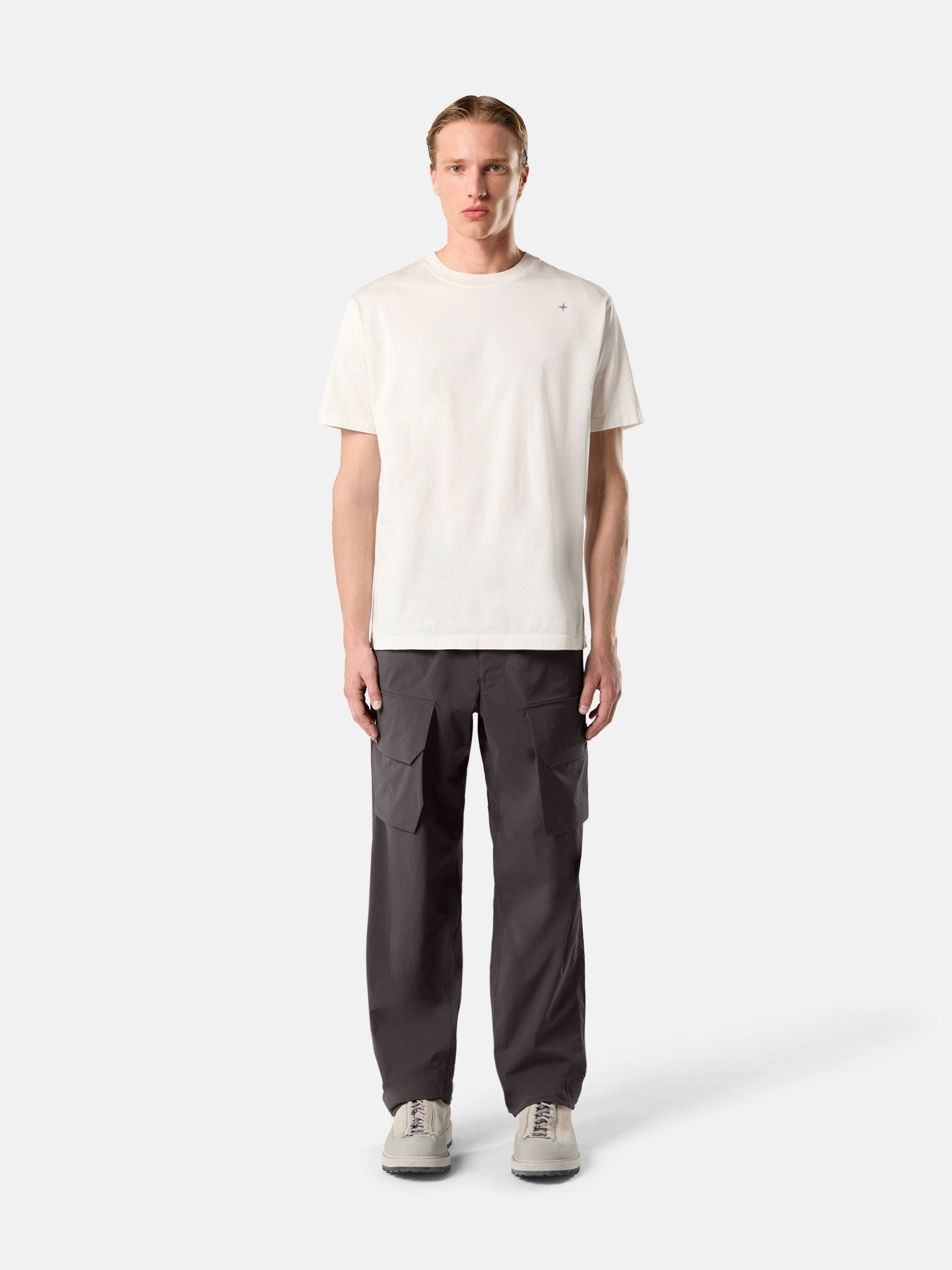 Stone Island Regular-Fit T-Shirt with Stone Island Star Embroidery 2100003
