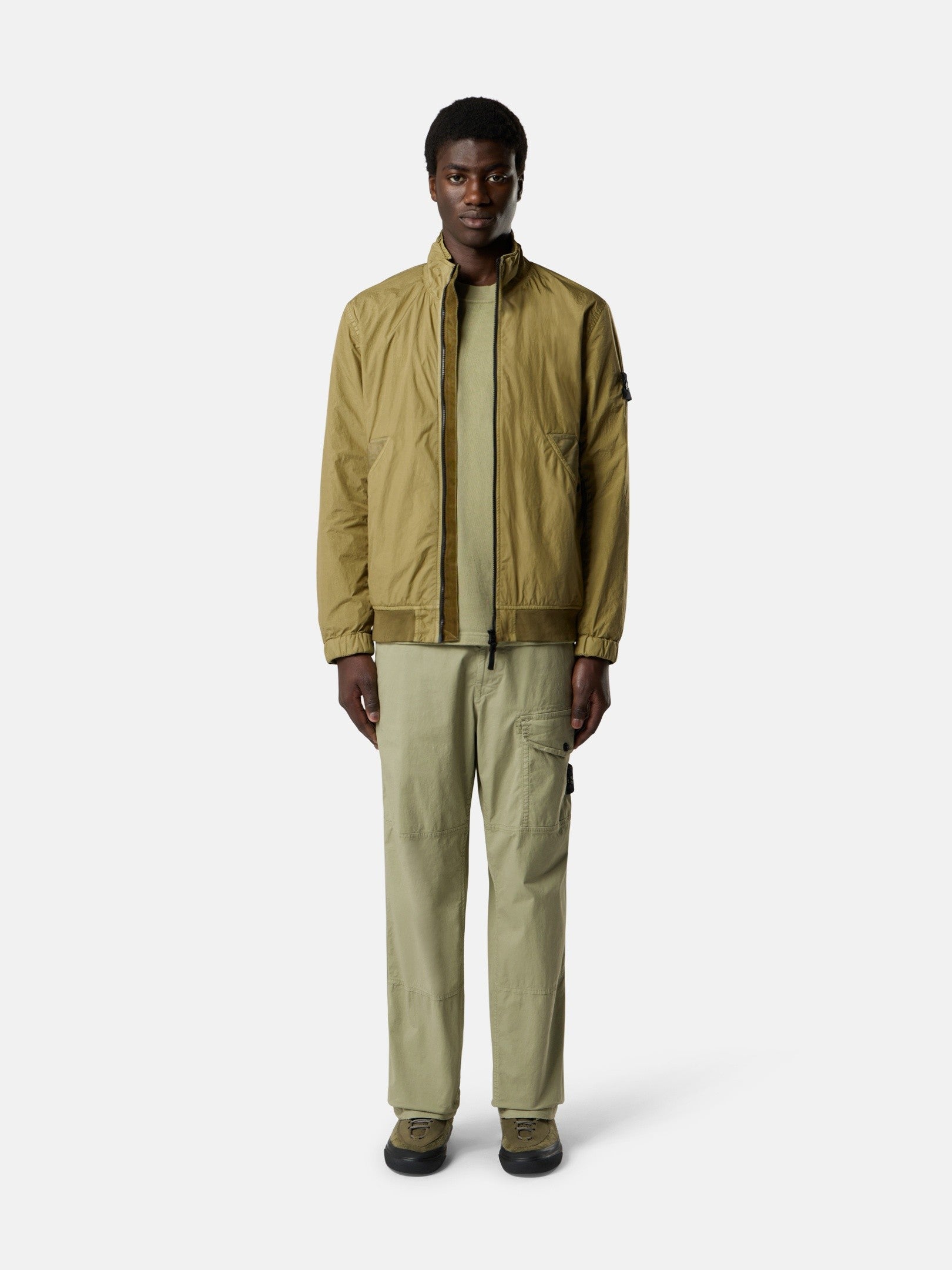 Stone Island Loose-Fit Cargo Trousers with Drawstring Cuffs 3100002