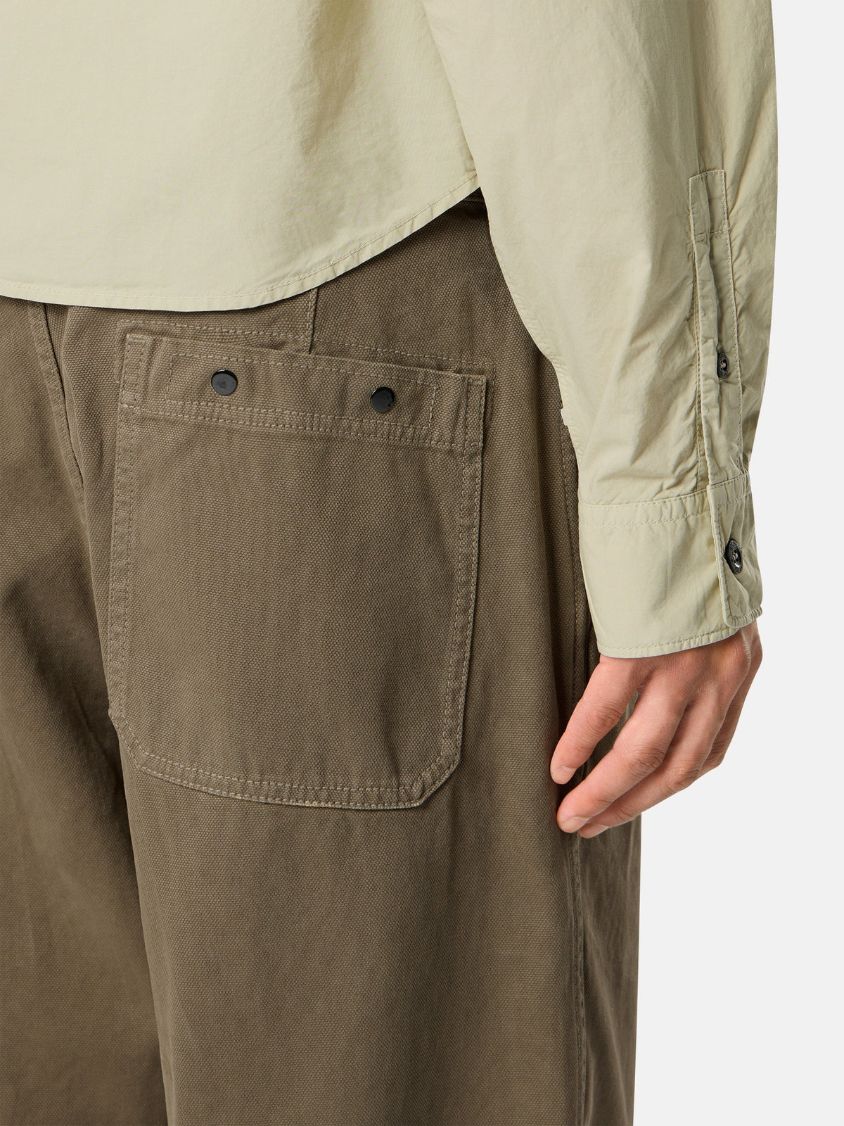 Stone Island Loose-Fit Chino Trousers with Snap Pockets 3100014
