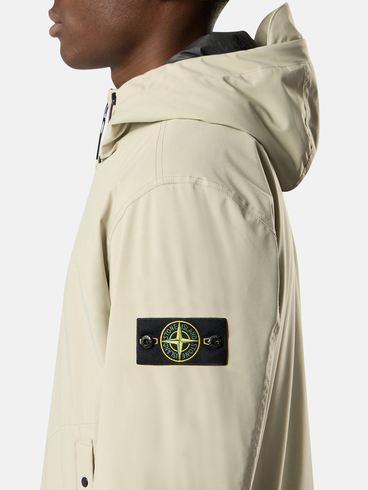 Stone Island Hooded Jacket with Wind- and Water-Resistant Membrane 4100108