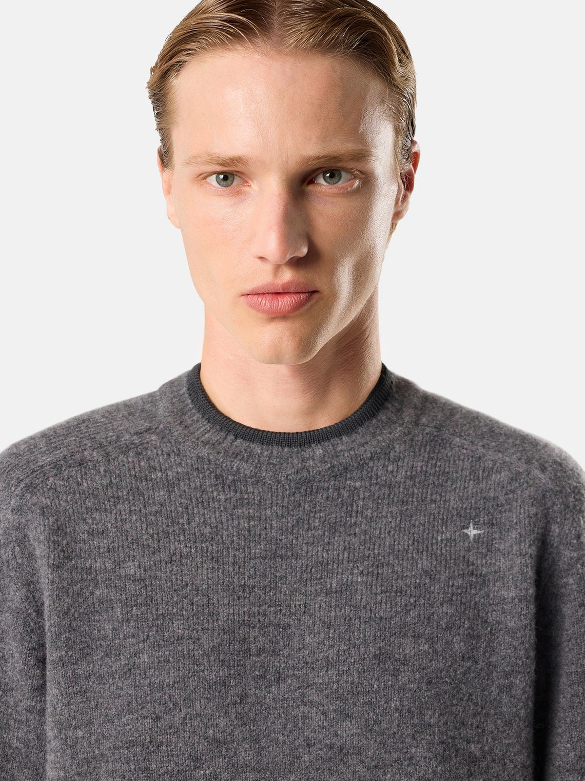Stone Island Loose-Fit Crewneck Jumper with Contrast Trims 5100028