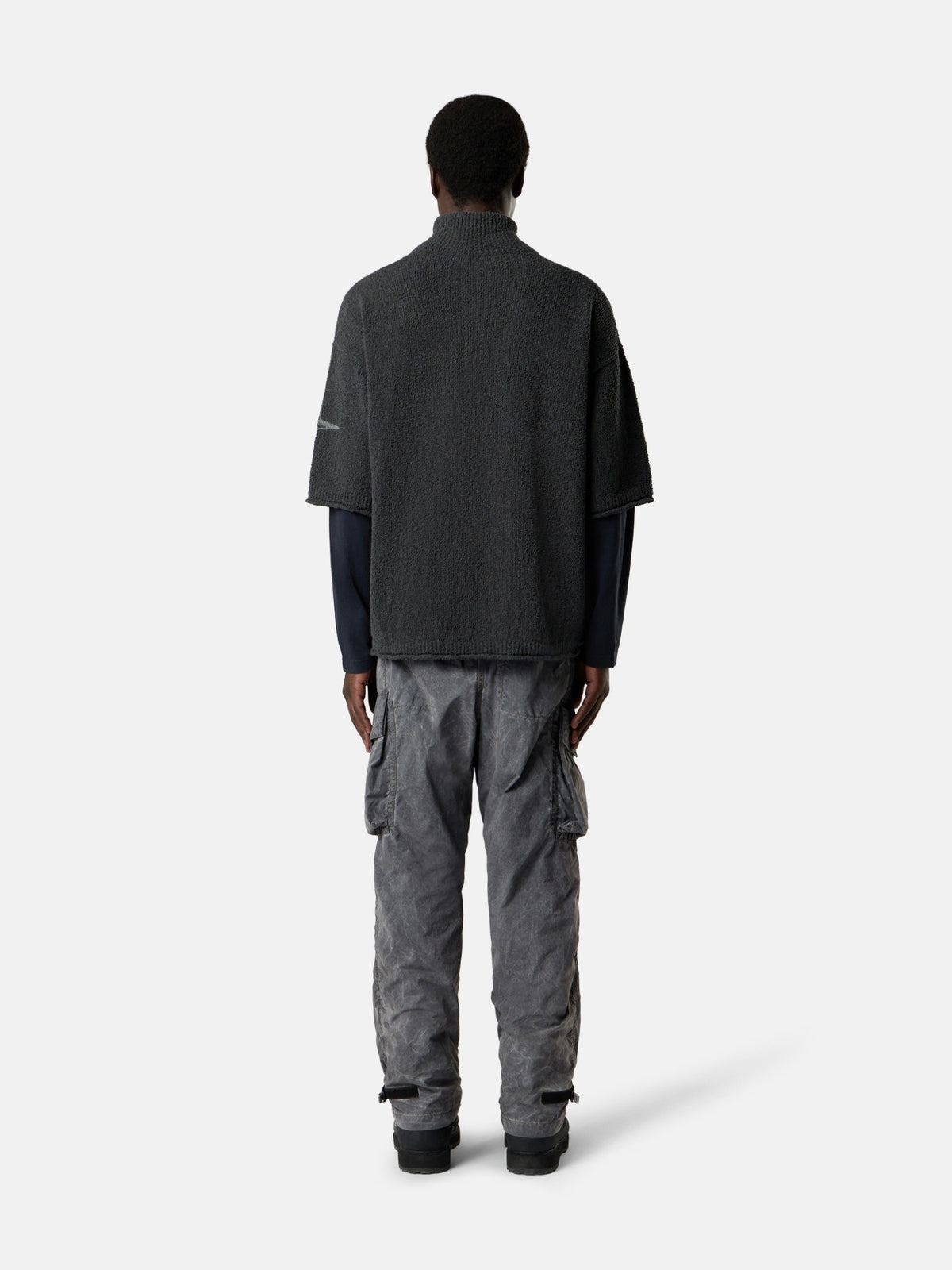 Stone Island Loose-Fit Short-Sleeve Half-Zip Jumper with Needle-Punched Star 5100048