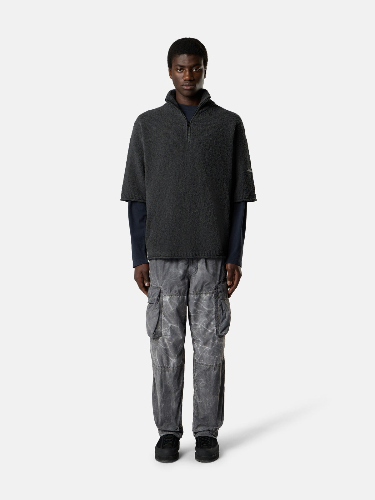 Stone Island Loose-Fit Short-Sleeve Half-Zip Jumper with Needle-Punched Star 5100048