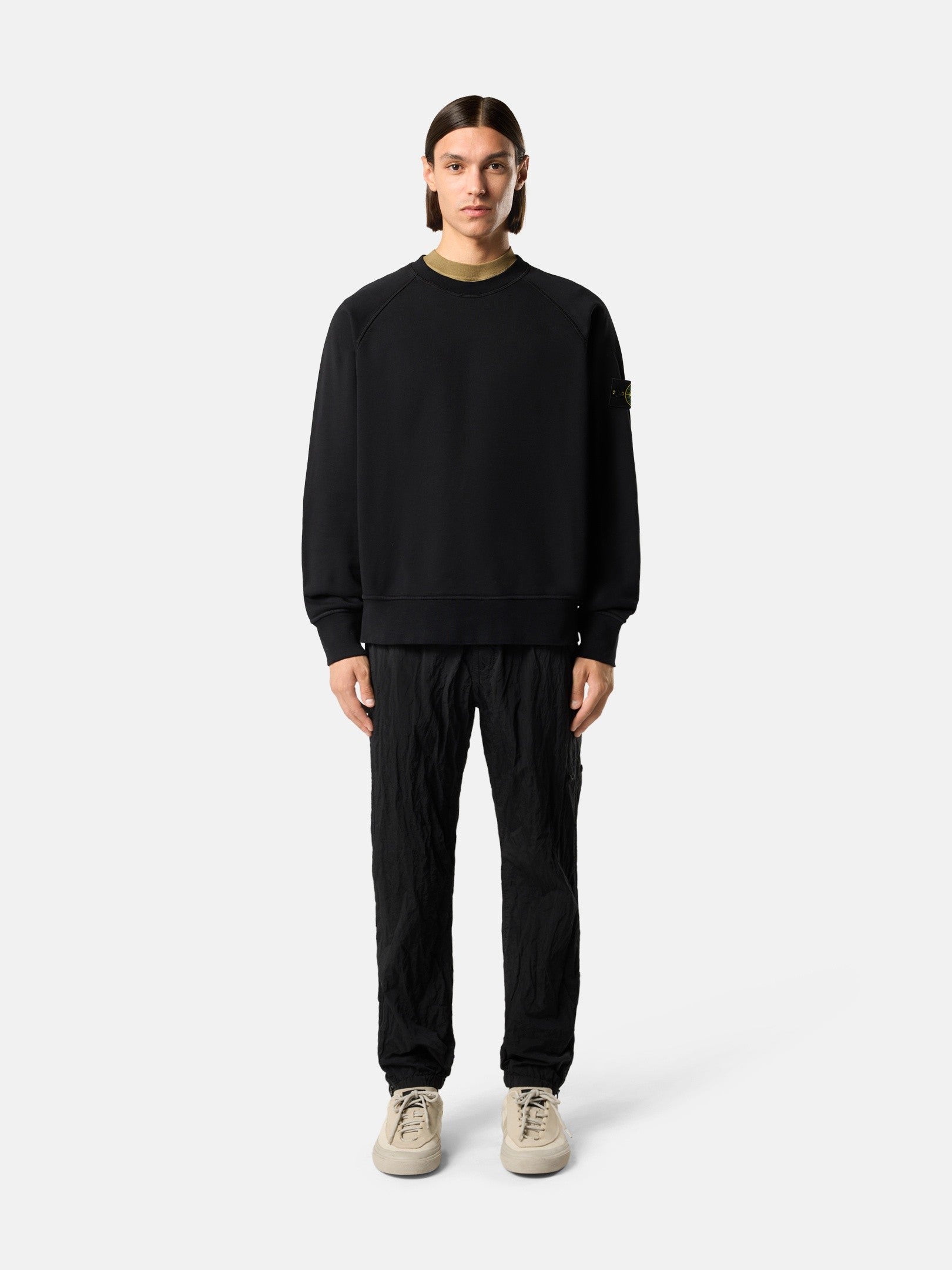 Stone Island Oversized-Fit Crewneck Sweatshirt with Raglan Sleeves 6100008