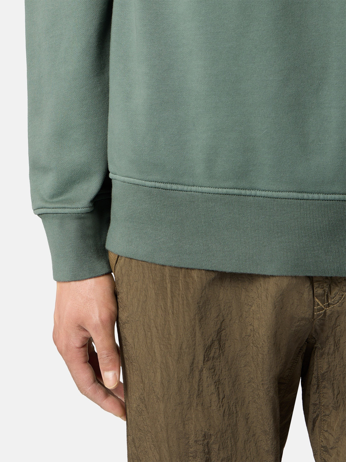 Stone Island Regular-Fit Crewneck Sweatshirt with Raglan Sleeves 6100060