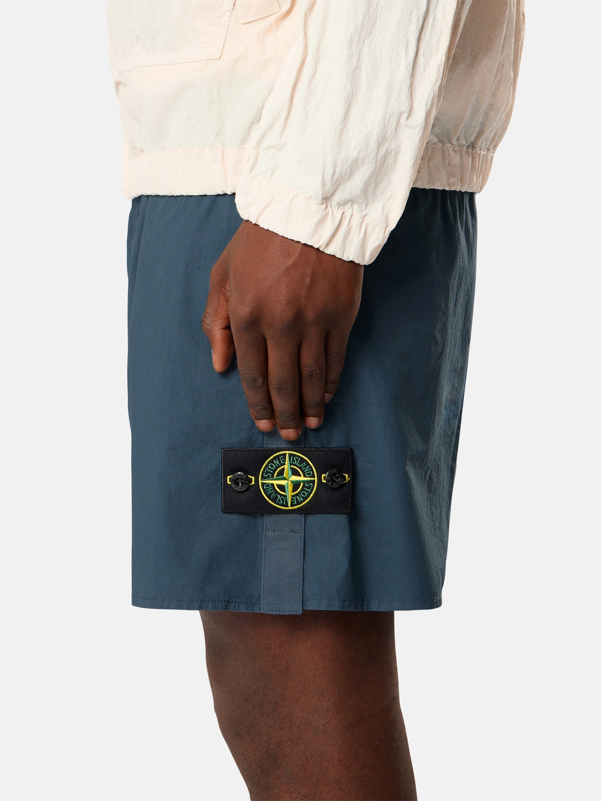 Stone Island Loose-Wide-Leg-Fit Bermuda Shorts with Elastic Waist L100001