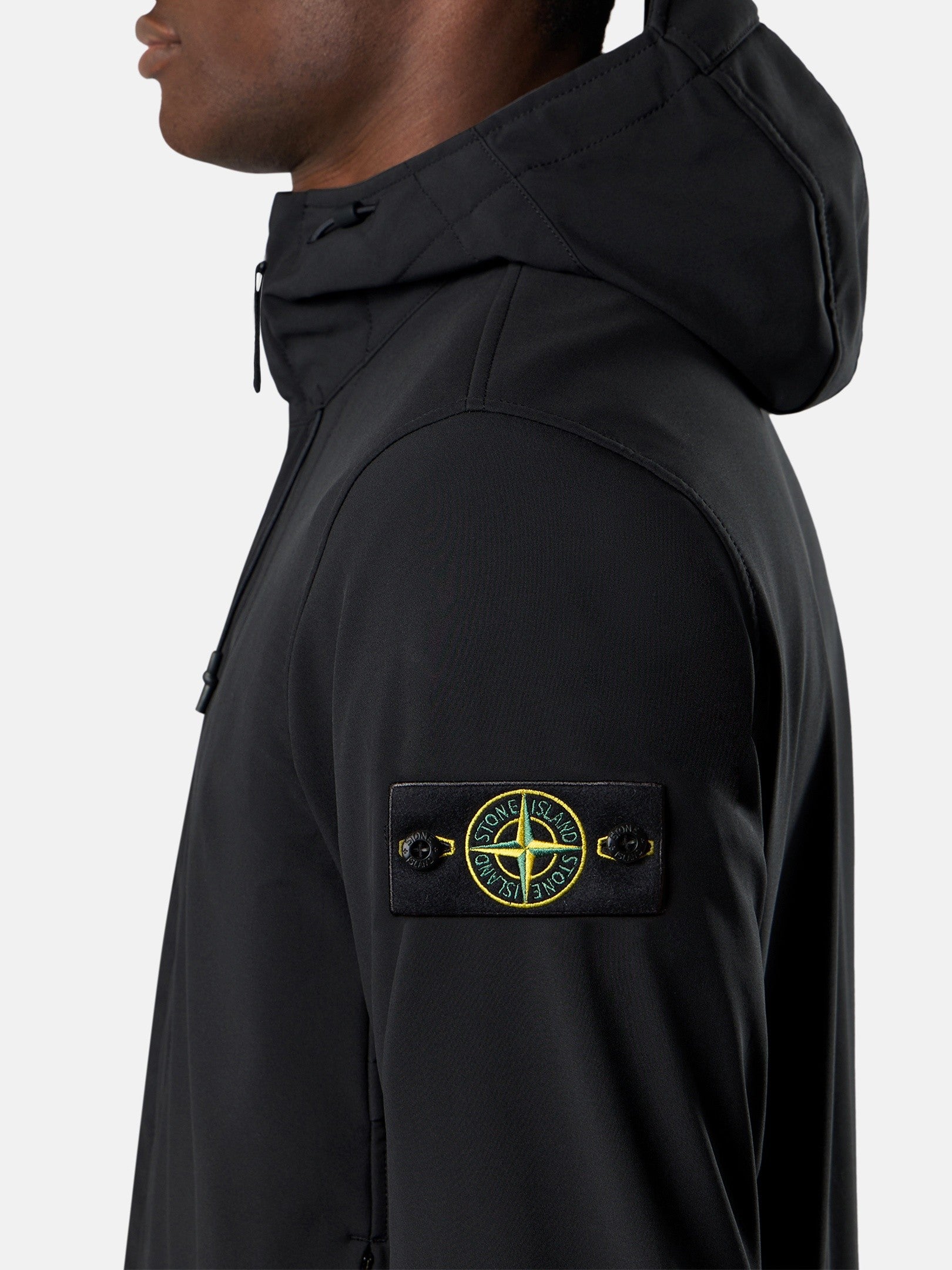 Stone Island Hooded Jacket with Wind- and Water-Resistant Membrane Q100004