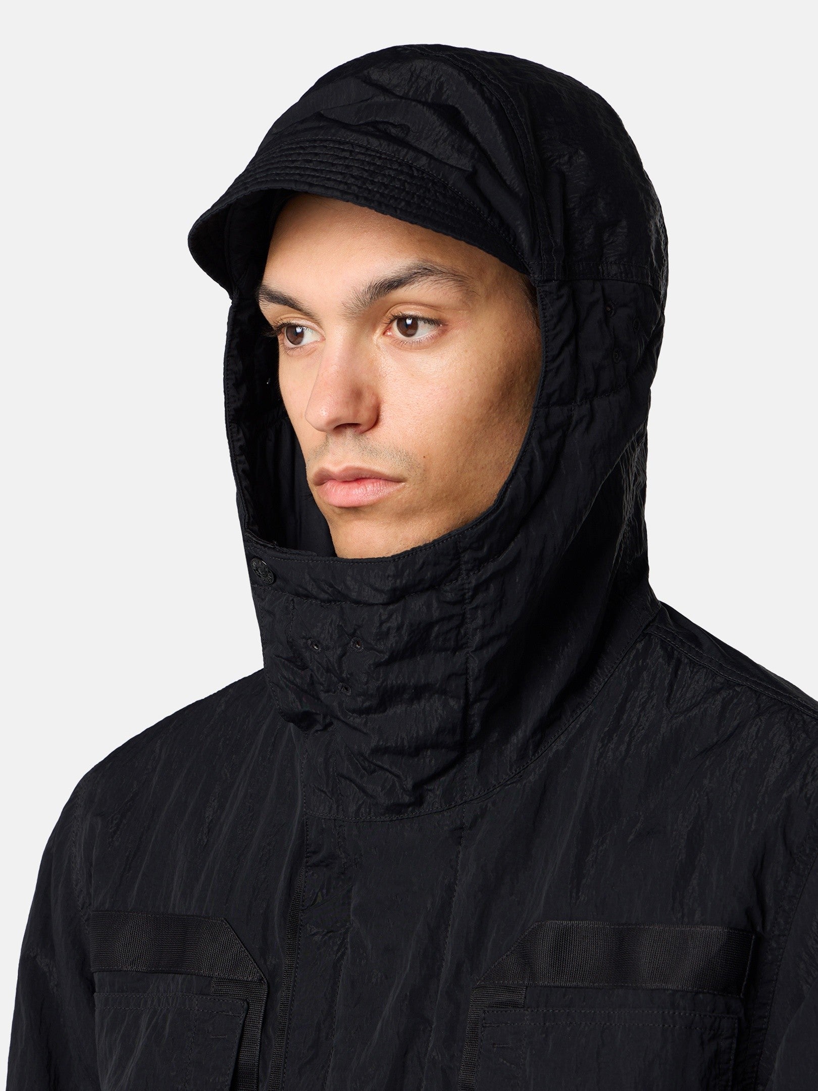 Stone Island Padded Hooded Jacket with Anti-Drop Finish Q100007