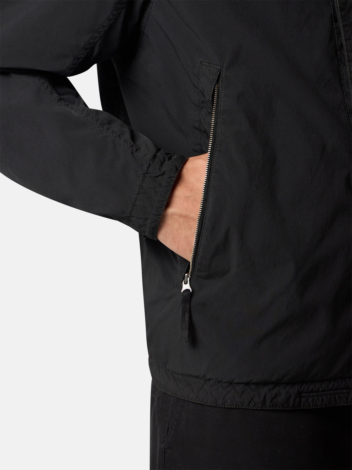Stone Island Padded Jacket with Anti-Drop Finish Q100011