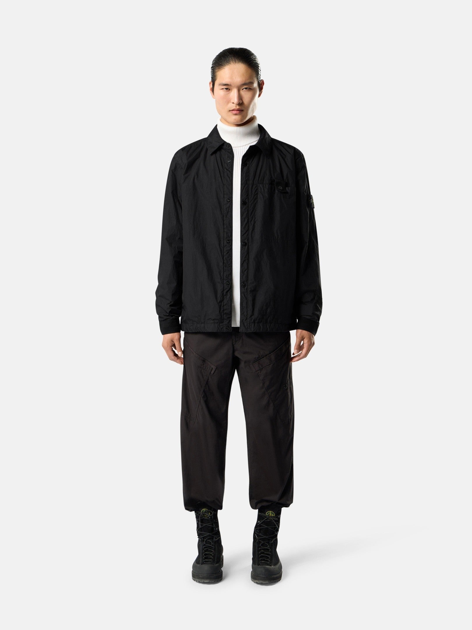 Stone Island Wind-Resistant Padded Coach Jacket with Anti-Drop Q100022
